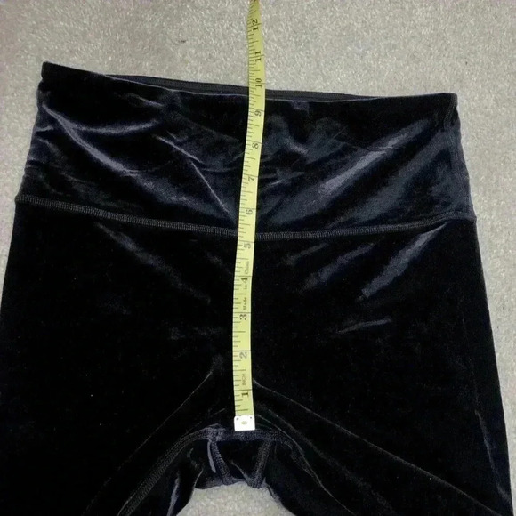 Athleta Velvet Leggings Tight Black Color Pull On Stretch Sz S - Picture 3 of 6